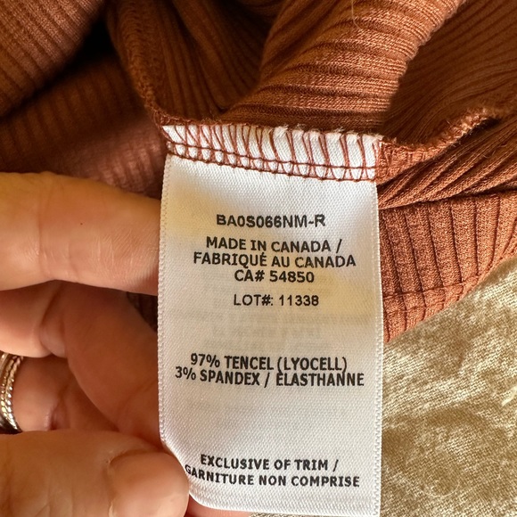 NWOT Revolve size small NWSY tank - Picture 5 of 5